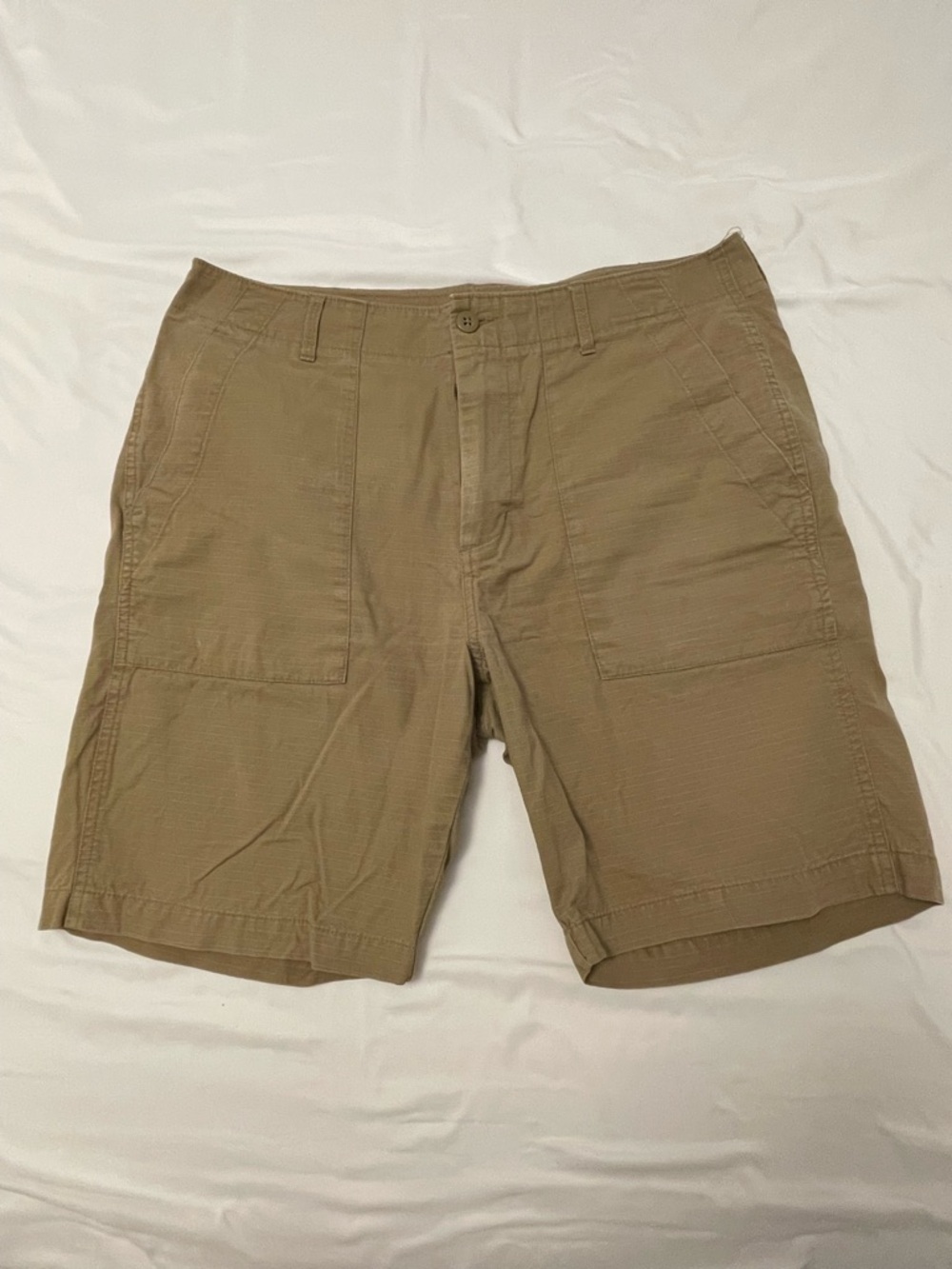 Old Navy Men's Front-Pocket Shorts - Tan